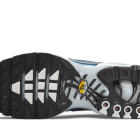 Nike-Air-Max-Plus-Midnights-Navy-DO6384-400-1_800x_001b63d6-9709-4f46-8607-e8b77a649a2b.png