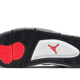 air-jordan-4-retro-taupe-haze-wethenew-1_800x_eb53681a-3527-44e9-9c39-2bb12bfa3e79.png