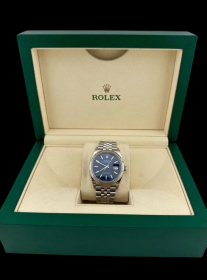 RolexSky-Dweller336934_01_1280x_1e854725-4555-474b-952f-6235ba60a5ba_1024x-Photoroom